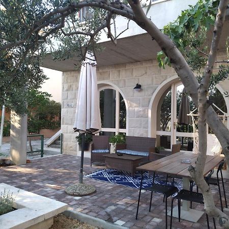 Holiday Home With Free Parking By The Beach Brela Exterior photo