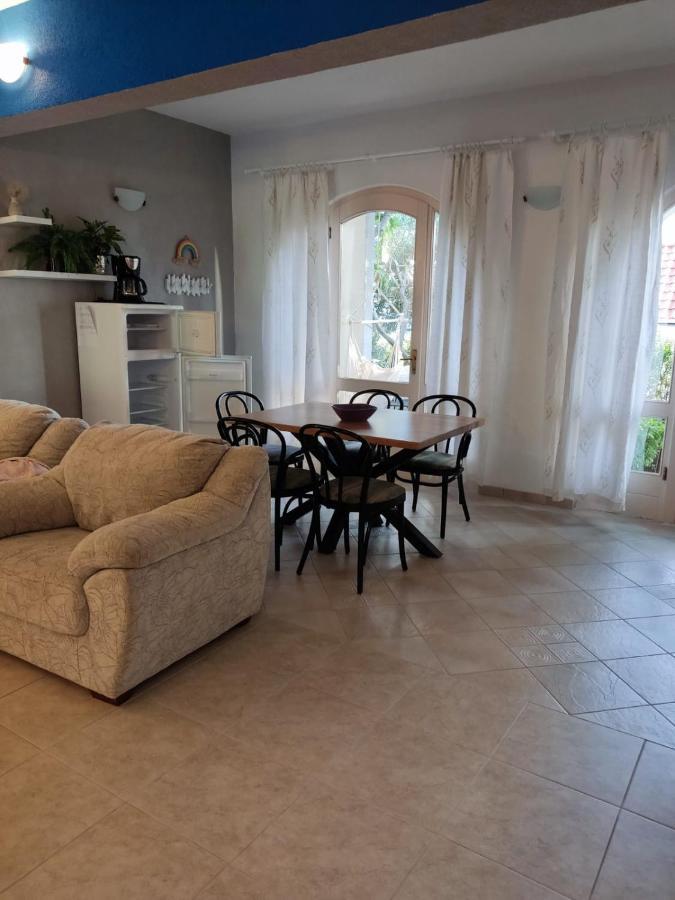 Holiday Home With Free Parking By The Beach Brela Exterior photo